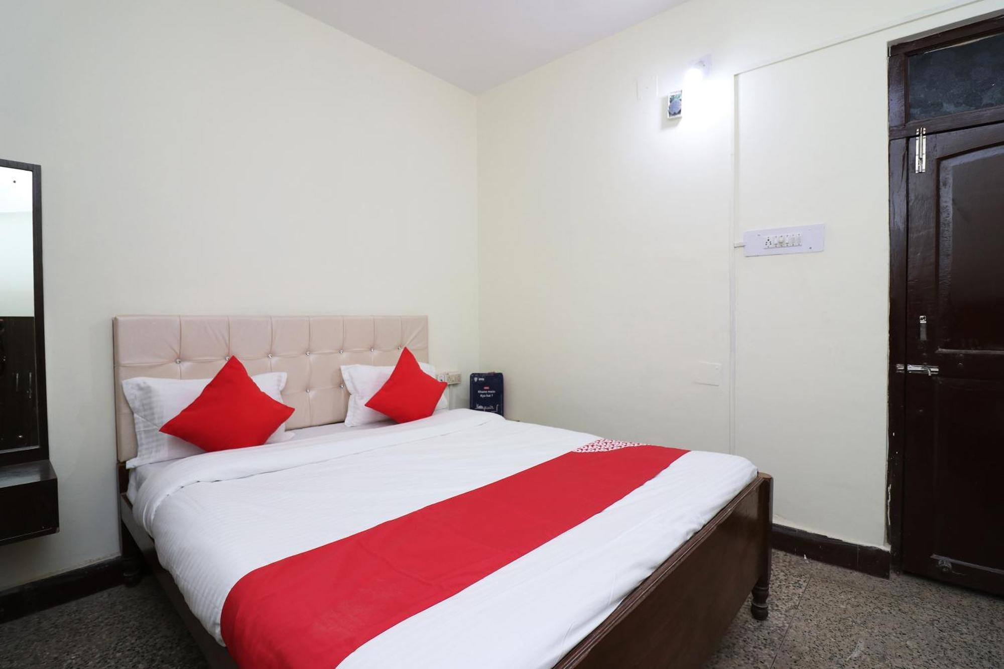 Hotel Shreya Bhuvanesvar Kültér fotó