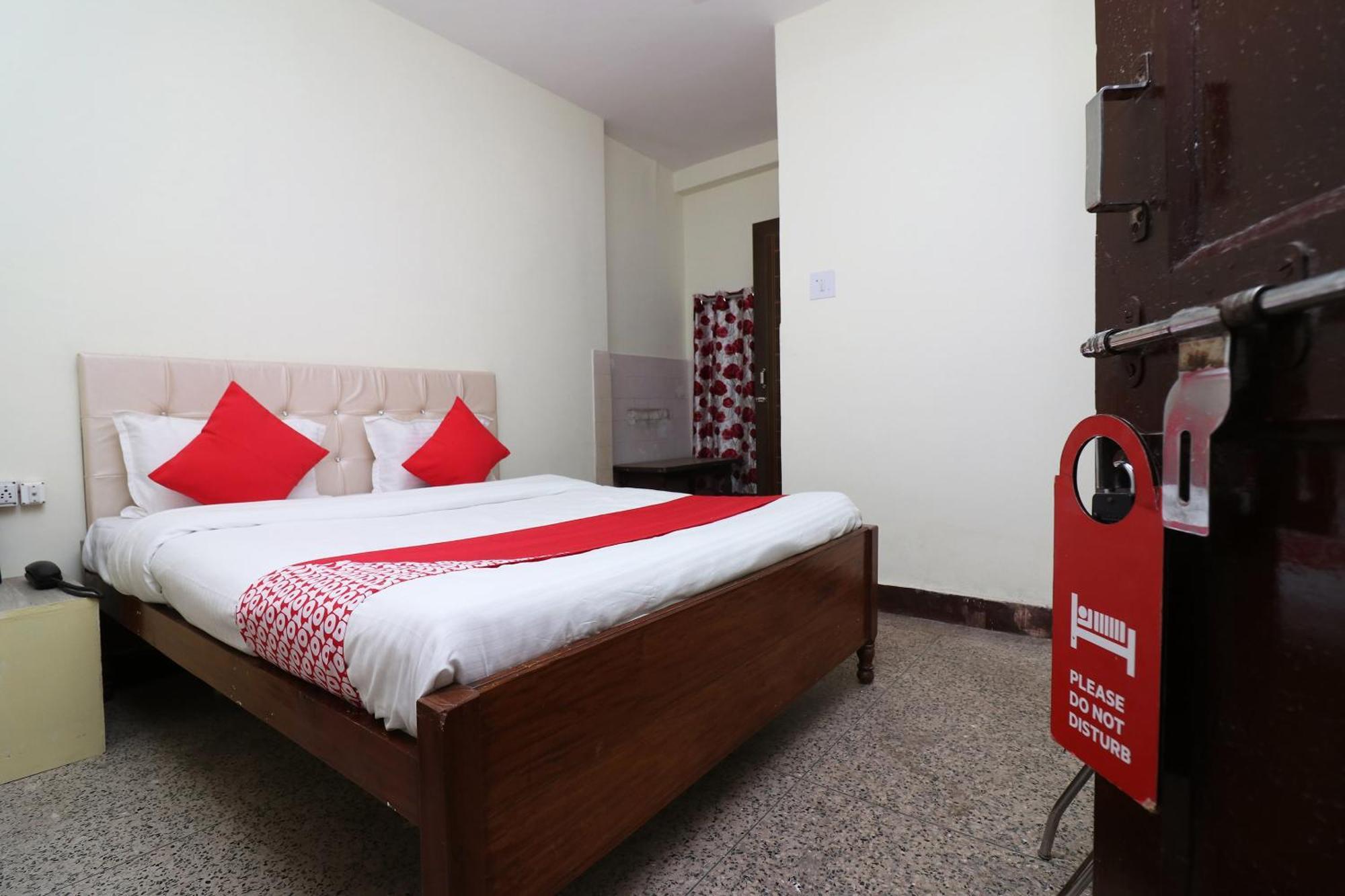 Hotel Shreya Bhuvanesvar Kültér fotó