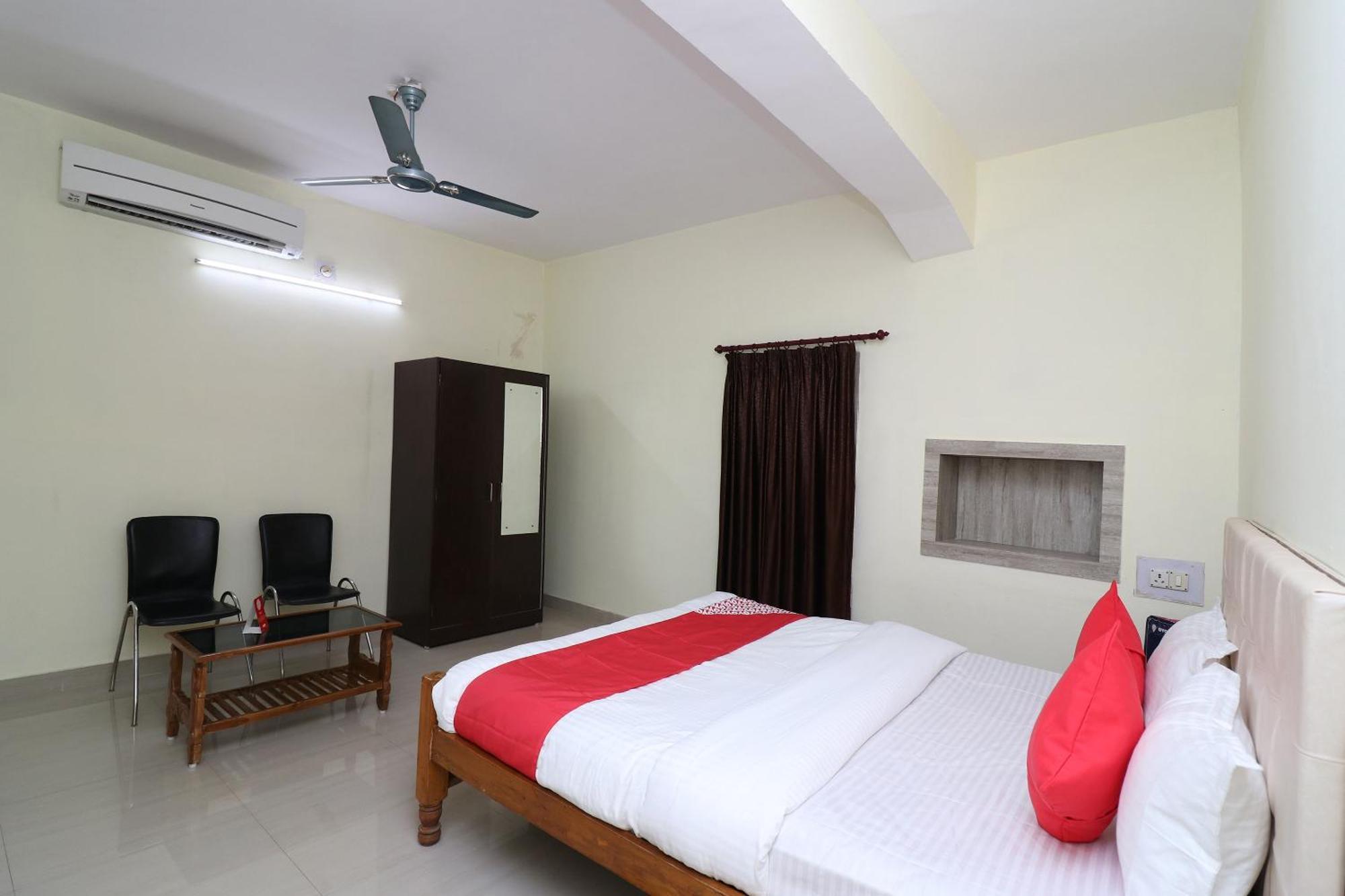 Hotel Shreya Bhuvanesvar Kültér fotó